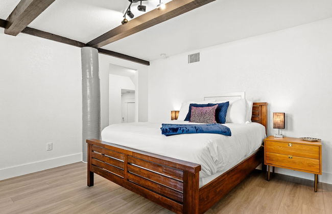 Style & Serenity - Steps Away From South Congress - Foto 2