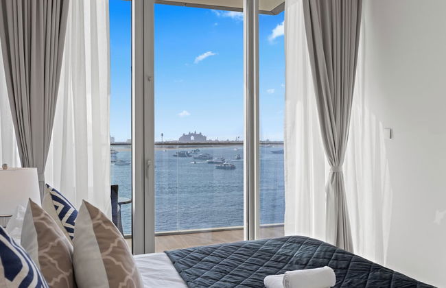 YOUR STAY Apartments Luxury Beachfront Living - Photo 10