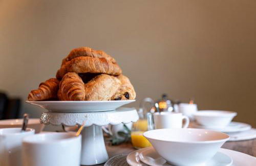 Ty Gwyrdd, 3 bedroom house, sleeps 7, Near Bike Park Wales - Photo 2