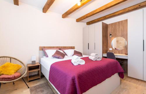 Stone house with pool and yard - Villa Histra - Foto 11