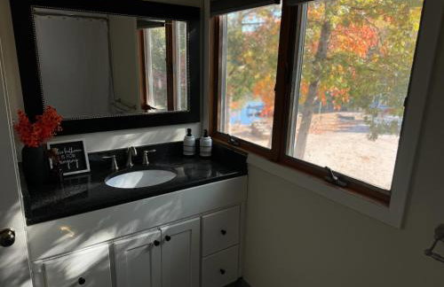 Modern Lakefront Getaway Jersey Shore - Foto 18