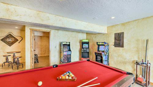 Charming Bedford Cabin with Private Hot Tub! - Foto 3