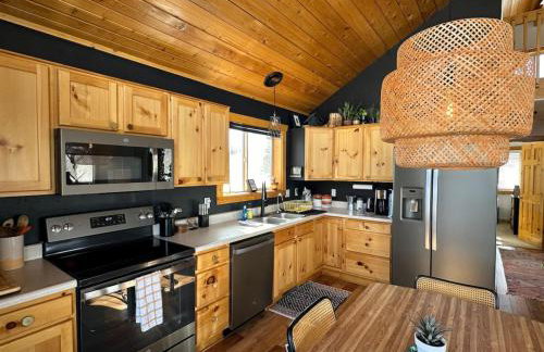 Rocky Mt Cabin 2bed loft Hot Tub Amazing Views - Photo 11