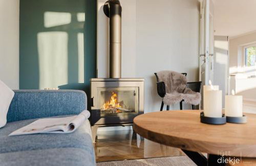 Lütt Diekje - Luxus-Haus mit Meerblick, Sauna & Kamin - Photo 5