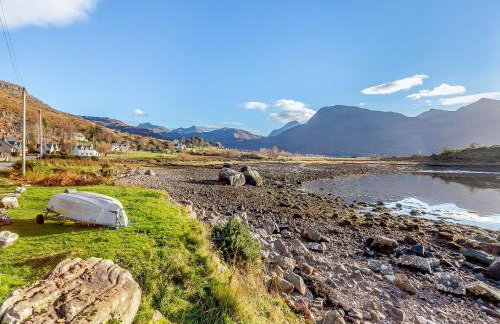 West Home - Photo 26