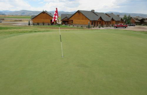 Townhomes on the Green - Foto 16