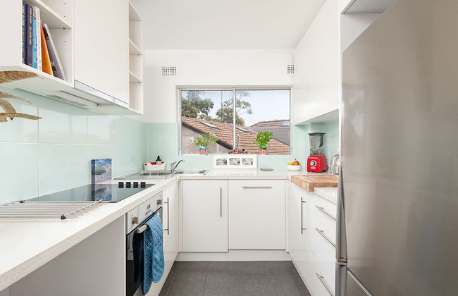 Bondi Beach Getaway - Photo 5