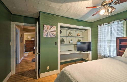 Stylish Suburban Getaway, 10 Miles to Royal Mtn! - Foto 18