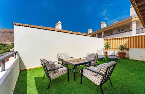 4 Bedroom Villa with Jacuzzi, heated Swimmingpool, front Ocean and view ! - Foto 15