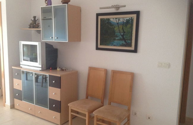 LET 4 U Cala Blanca I Frontal - Photo 9