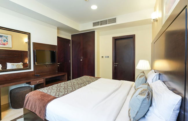 City Stay Residences - Photo 10