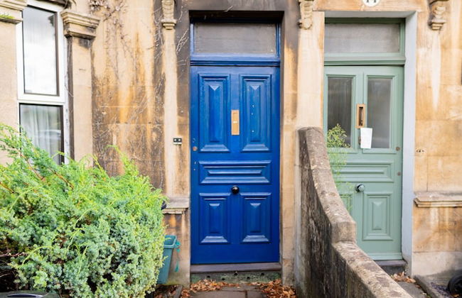 Windsor Apartment with Parking - Foto 17