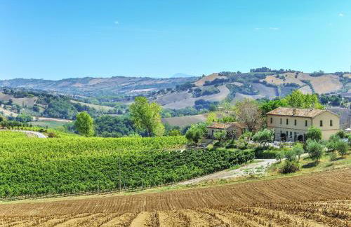 Villa w/ Wine Tours Near Beach - Photo 66