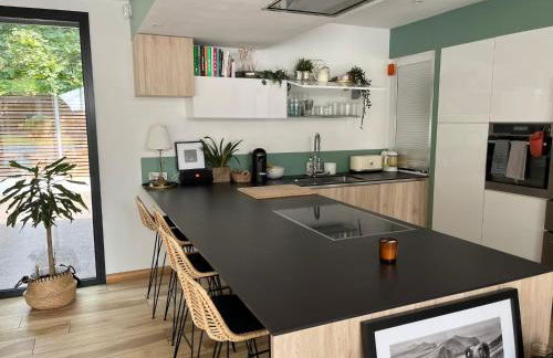 VILLA piscine à proximité de Lyon - Foto 32