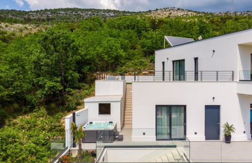 Villa Top Hill, heated infinity pool, Jacuzzi, Sauna, 5 en-suite bedrooms, a Media room - Foto 15