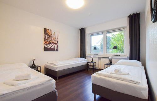 Tolstov Apartments - 1 , 3 and 4 Room Apartments - 20 min Messe DUS & Airport DUS - Foto 35
