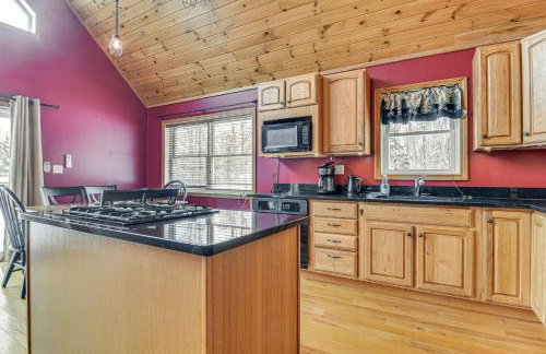 Snowmobiling On-Site Secluded Vermont Getaway - Foto 7