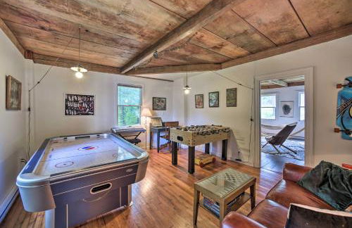 Game Room and Fire Pit Peaceful Catskills Farmhouse - Photo 9
