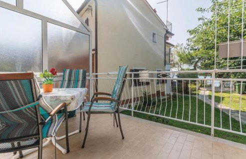 Cozy Apartment In Lovrecica With Wifi - Foto 15