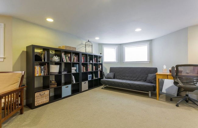 Spacious Split-level Apartment - Great for Groups - Foto 11