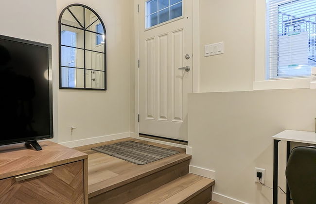 New Apartments in Cranston by GLOBALSTAY - Photo 54