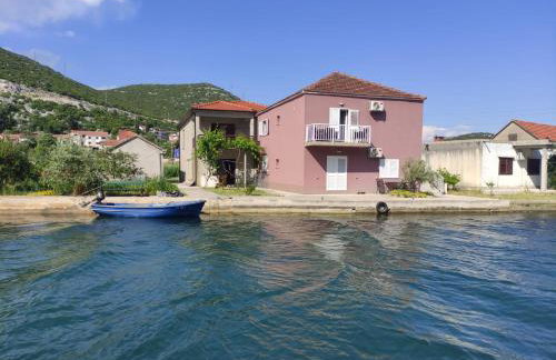 Apartments with parking space Rogotin, Neretva Delta - Usce Neretve - 23141 - Foto 1