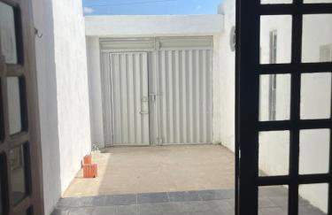 Casa com piscina no Centro da cidade - Foto 2