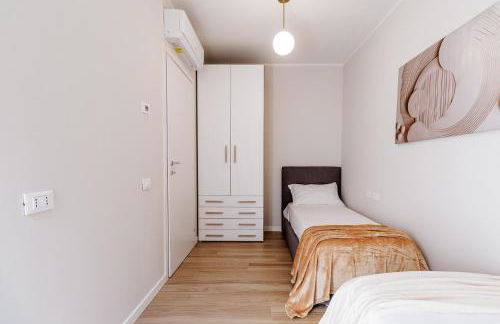 Chiara Apartment 6 guest - Train Station - Parking - Foto 11