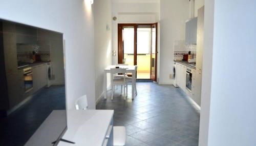 [Lido Apartment] - Photo 4