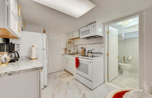 1 Mi to Downtown Salem Vacation Rental! - Photo 12