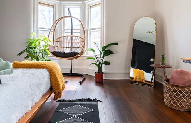 NEW Luxe Pet Friendly Free Parking Downtown - Foto 36