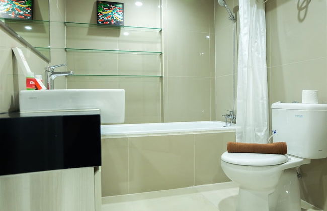 Studio Room Azalea Suites Apartment - Photo 28