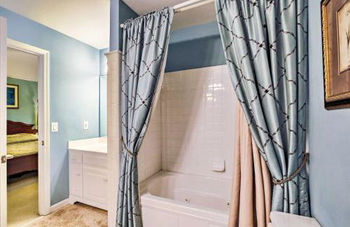 Secluded Acworth Mansion with Pool and Game Room! - Foto 18