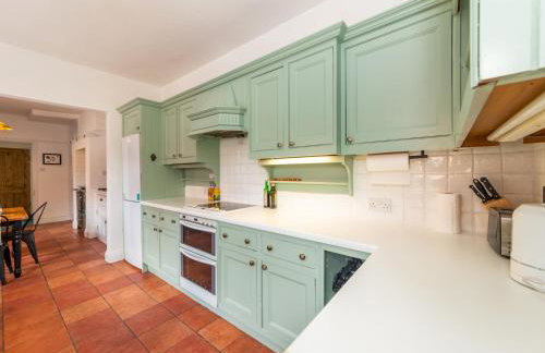 Central Caversham Traditional English House Pass the Keys - Photo 11