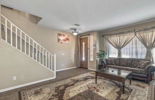 Entire Home in Surprise Downtown, Arizona - Foto 17