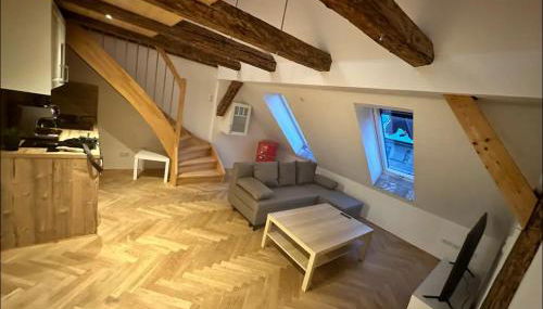 Exklusive Maisonetten Wohnung mit Gartenzugang - Foto 1