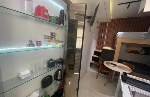 Adorável Tiny house 5, ar, cozinha completa, wifi e tv smart - Foto 34