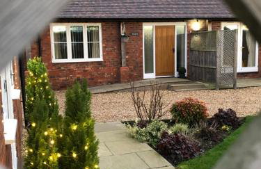 Wisteria Cottages are self catering cottages in a beautiful village location - Foto 17