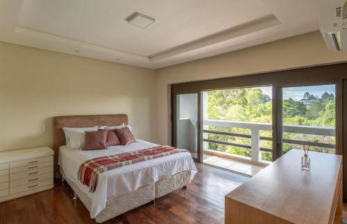 Refúgio de Luxo e Piscina à beira do Passaúna - Photo 34