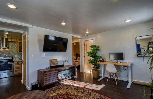 The Hilltop Haven 2bd Suite and Pet Friendly - Foto 9