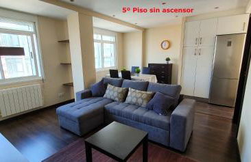 Coqueto apartamento de 2 habitaciones en zona estación tren - Foto 1