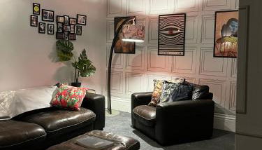 Large Mach Apartment at Pen Y Coed Hall - Foto 1