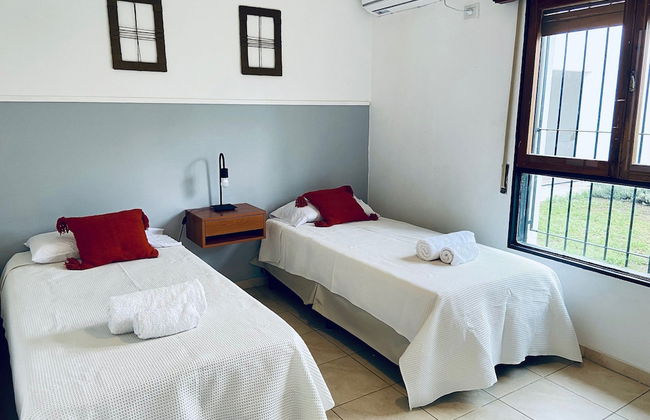 Casa Con Asador y Cochera - Photo 2