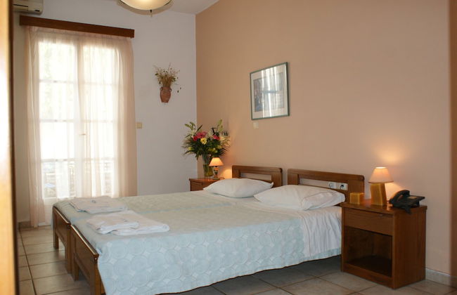 Alkyoni Beach Hotel - Photo 13