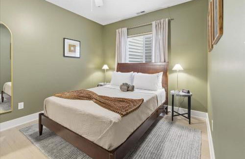 Brand New 5BR house & Carriage House near Downtown - Foto 38