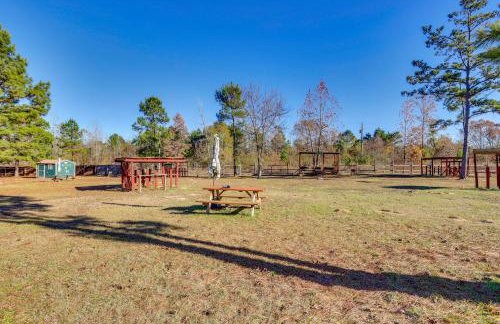 Quaint Couples Retreat in Rural Overton - Foto 3