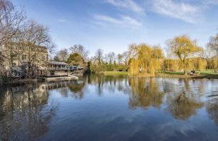 Superb Central Apt River Views & Parking - Foto 18