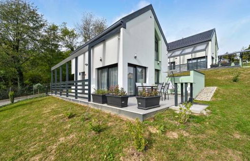 Lovely Home In Margecan With Wifi - Foto 1