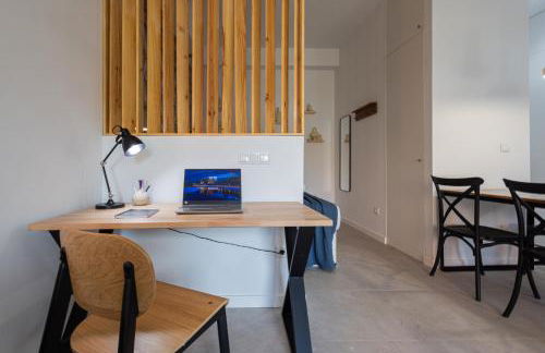 FLORIT FLATS - Stylish Valencia Ceramic Apartments with Free Bicycles by the Joaquin Sorolla Station - Photo 43