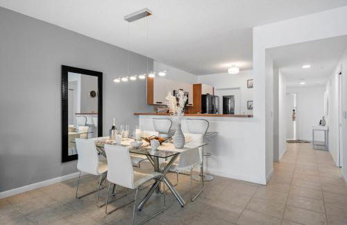 Waterfront Luxury 2-Bedroom Condo Sunny Isles Beach - Foto 13